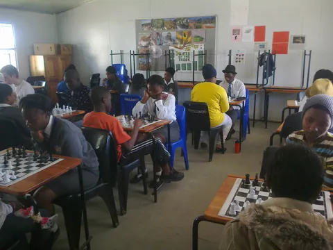A full room of players